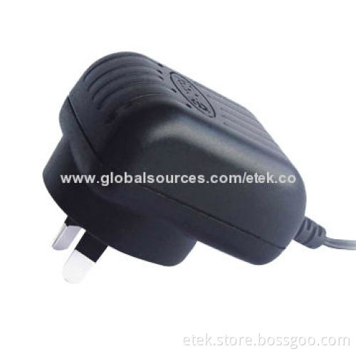 Switching Power Adapter with 5W Output Power and 0.15A Input Current with SAA/UL/FCC/CE/GE